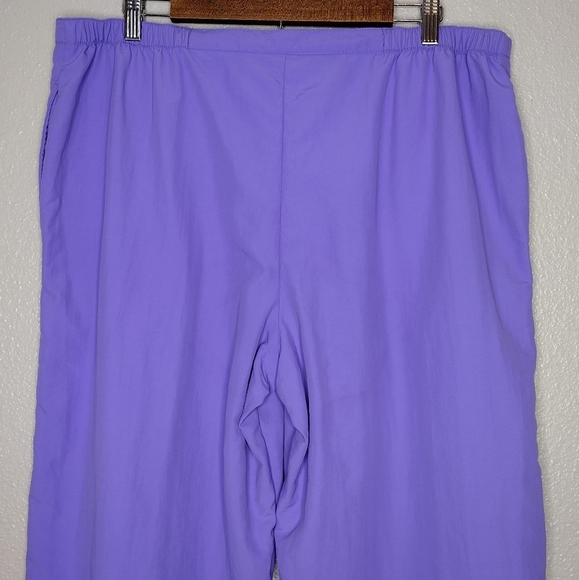 L.L Bean Women's High Rise Wide Leg Cropped Pants - Picture 5 of 13
